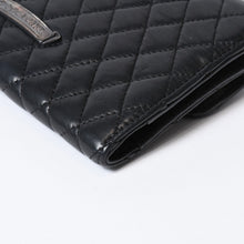 Load image into Gallery viewer, CHROME HEARTS クロムハーツ キルティング レザー ウォレット BSフレア ラムスキン ブラック レザー 美品 中古 4b013626