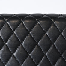 Load image into Gallery viewer, CHROME HEARTS クロムハーツ キルティング レザー ウォレット BSフレア ラムスキン ブラック レザー 美品 中古 4b013626