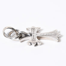 Load image into Gallery viewer, 極美品 CHROME HEARTS クロムハーツ CH CRS SML W/BALE スモールCHクロス 12Pダイヤ Wベイルペンダントトップ 重量約22.5g 中古 4b013769