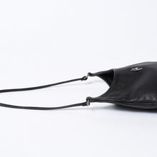 Load image into Gallery viewer, 極美品 CHROME HEARTS クロムハーツ ショルダーバッグ VIV DAGGER ダガー ブラック 中古 4b013095