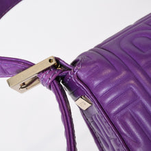 Load image into Gallery viewer, FENDI フェンディ マンマバケット ワンショルダーバッグ 26424 パープル レザー シルバー金具 良品 中古 4b013559