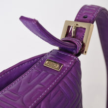 Load image into Gallery viewer, FENDI フェンディ マンマバケット ワンショルダーバッグ 26424 パープル レザー シルバー金具 良品 中古 4b013559