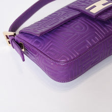 Load image into Gallery viewer, FENDI フェンディ マンマバケット ワンショルダーバッグ 26424 パープル レザー シルバー金具 良品 中古 4b013559