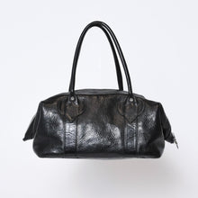 Load image into Gallery viewer, CHROME HEARTS クロムハーツ MONICA BAG モニカ レザーハンドバッグ ダガージップ クロスボール フローラルリベット 美品 中古 4b013119