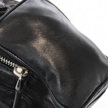 Load image into Gallery viewer, PRADA プラダ 三角ロゴ ショルダーバッグ BT3307 ブラック レザー シルバー金具 美品 中古 4b013429