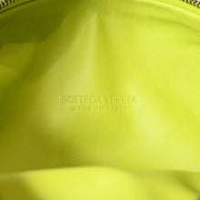 Load image into Gallery viewer, 極美品 BOTTEGA VENETA ボッテガヴェネタ MINI JODIE ミニ ジョディ ハンドバッグ 690225 イエロー 中古 4b013522