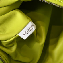 Load image into Gallery viewer, 極美品 BOTTEGA VENETA ボッテガヴェネタ MINI JODIE ミニ ジョディ ハンドバッグ 690225 イエロー 中古 4b013522