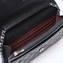 Load image into Gallery viewer, 極美品 CHANEL シャネル チェーンウォレット 長財布 AP0250 ランダム ココマーク キャビアスキン ブラック シルバー金具 中古 4b013538