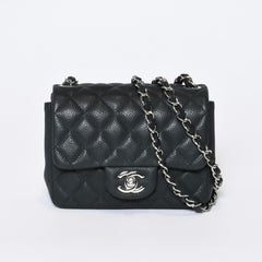極美品 CHANEL シャネル ミニマトラッセ17 チェーンショルダーバッグ 7番台 ココマーク キャビアスキン ブラック 中古 4b013021