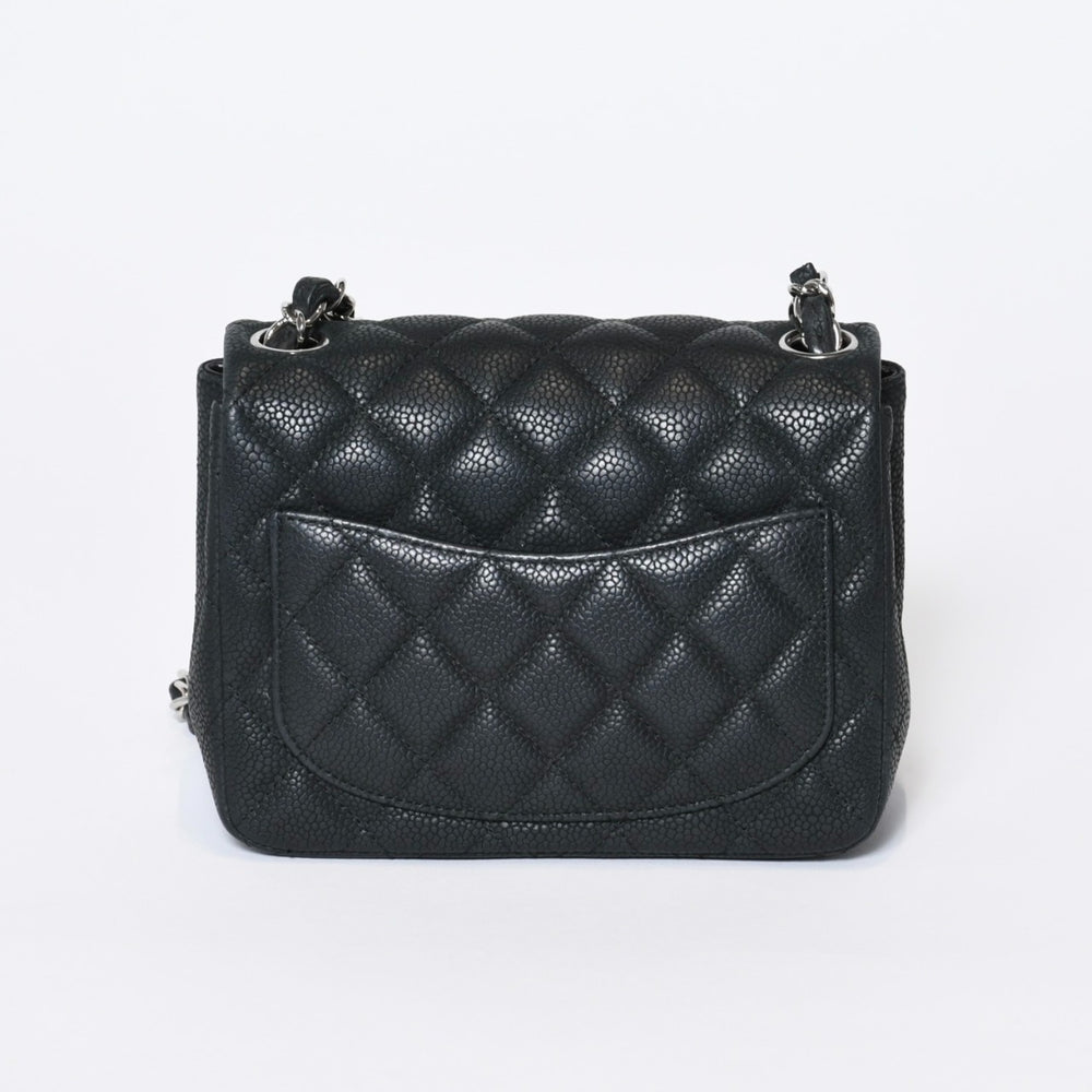 極美品 CHANEL シャネル ミニマトラッセ17 チェーンショルダーバッグ 7番台 ココマーク キャビアスキン ブラック 中古 4b013021
