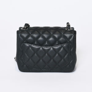 極美品 CHANEL シャネル ミニマトラッセ17 チェーンショルダーバッグ 7番台 ココマーク キャビアスキン ブラック 中古 4b013021