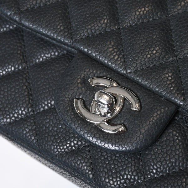 極美品 CHANEL シャネル ミニマトラッセ17 チェーンショルダーバッグ 7番台 ココマーク キャビアスキン ブラック 中古 4b013021
