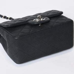極美品 CHANEL シャネル ミニマトラッセ17 チェーンショルダーバッグ 7番台 ココマーク キャビアスキン ブラック 中古 4b013021