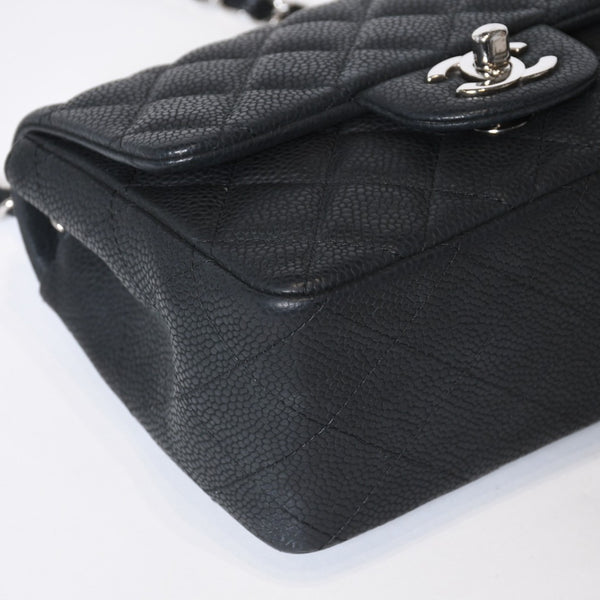 極美品 CHANEL シャネル ミニマトラッセ17 チェーンショルダーバッグ 7番台 ココマーク キャビアスキン ブラック 中古 4b013021