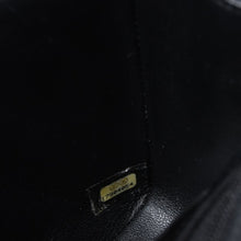 Load image into Gallery viewer, 極美品 CHANEL シャネル ミニマトラッセ17 チェーンショルダーバッグ 7番台 ココマーク キャビアスキン ブラック 中古 4b013021