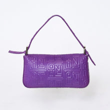 Load image into Gallery viewer, FENDI フェンディ マンマバケット ワンショルダーバッグ 26424 パープル レザー シルバー金具 良品 中古 4b013559