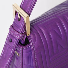 Load image into Gallery viewer, FENDI フェンディ マンマバケット ワンショルダーバッグ 26424 パープル レザー シルバー金具 良品 中古 4b013559