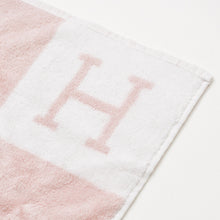 Load image into Gallery viewer, 新品未使用 HERMES エルメス ハンドタオル ハンカチ 衣料品 コットン ピンク ブルー ホワイト 中古 4b013133
