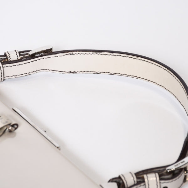 PRADA プラダ エンボスロゴ ハンドバッグ BN1099 ホワイト パテントレザー エナメル シルバー金具 美品 中古 4b013411