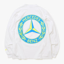 Load image into Gallery viewer, 極美品 AWGE×MERCEDES BENZ アウグ メルセデス・ベンツ ホワイト コットン 長袖Ｔシャツ サイズXL 中古 4b013503