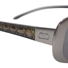 Load image into Gallery viewer, Christian Dior クリスチャンディオール FITTING フィッティング サングラス アイウェア 20Z サイズ52□21 130 カナージュ 美品 中古 4b013443