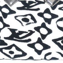 Load image into Gallery viewer, 極美品 LOUIS VUITTON ルイヴィトン スピーディー バンドリエール25 M45563 タフテッドモノグラム ブラック ホワイト シルバー金具 中古 4b013563