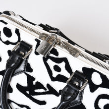Load image into Gallery viewer, 極美品 LOUIS VUITTON ルイヴィトン スピーディー バンドリエール25 M45563 タフテッドモノグラム ブラック ホワイト シルバー金具 中古 4b013563