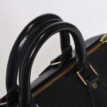 Load image into Gallery viewer, 極美品 LOUIS VUITTON ルイヴィトン スピーディ25 ハンドバッグ M59032 エピレザー ブラック ゴールド金具 中古 4b013540