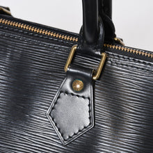 Load image into Gallery viewer, 極美品 LOUIS VUITTON ルイヴィトン スピーディ25 ハンドバッグ M59032 エピレザー ブラック ゴールド金具 中古 4b013540