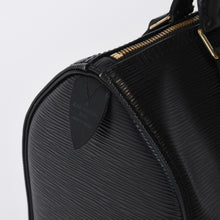 Load image into Gallery viewer, LOUIS VUITTON ルイヴィトン スピーディ25 ハンドバッグ M59032 エピレザー ブラック ゴールド金具 美品 中古 4b013556