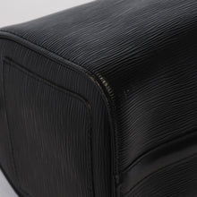 Load image into Gallery viewer, LOUIS VUITTON ルイヴィトン スピーディ25 ハンドバッグ M59032 エピレザー ブラック ゴールド金具 美品 中古 4b013556