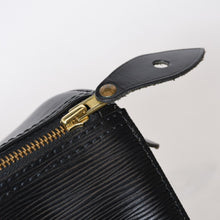 Load image into Gallery viewer, LOUIS VUITTON ルイヴィトン スピーディ25 ハンドバッグ M59032 エピレザー ブラック ゴールド金具 美品 中古 4b013556