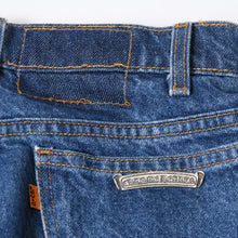 Load image into Gallery viewer, 新品同様 CHROME HEARTS クロムハーツ LEVI'S 517 リーバイス 517 セメタリークロスパッチデニム ジーンズ サイズ31中古 4b013537