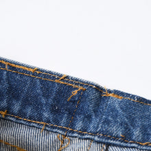 Load image into Gallery viewer, 新品同様 CHROME HEARTS クロムハーツ LEVI'S 517 リーバイス 517 セメタリークロスパッチデニム ジーンズ サイズ31中古 4b013537