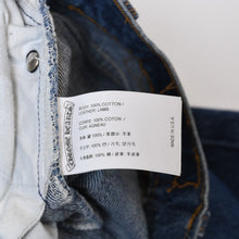 Load image into Gallery viewer, 新品同様 CHROME HEARTS クロムハーツ LEVI'S 517 リーバイス 517 セメタリークロスパッチデニム ジーンズ サイズ31中古 4b013537