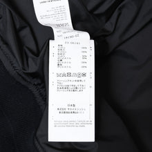 Load image into Gallery viewer, Sacai × Carhartt WIP サカイ×カーハート Jacket ブラック コットン 23-06741 サイズ1 美品 中古 4b013324