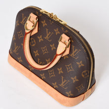 Load image into Gallery viewer, LOUIS VUITTON ルイヴィトン モノグラム アルマBB ハンドバッグ M53152 ショルダー 2WAY PVC ゴールド金具 美品 中古 4b013555