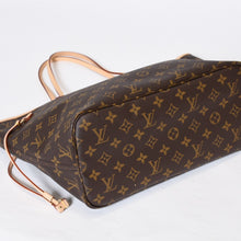 Load image into Gallery viewer, 新品未使用 LOUIS VUITTON ルイヴィトン ネヴァーフルMM トートバッグ M46975 モノグラム ブラウン ゴールド金具 中古 4b013524