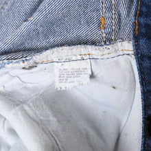 Load image into Gallery viewer, 極美品 CHROME HEARTS クロムハーツ デニム パンツ リーバイス LEVI`S 501 サイズ29 ブラック 中古 4b013526