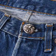 Load image into Gallery viewer, 極美品 CHROME HEARTS クロムハーツ デニム パンツ リーバイス LEVI`S 501 サイズ29 ブラック 中古 4b013526