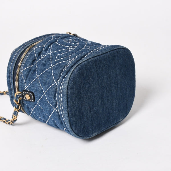 Very Good Condition CHANEL Vanity Chain Shoulder Bag AS1336 28th Series Coco Mark Denim Wild Stitch Gold Hardware Used 4b013565