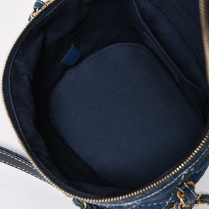Very Good Condition CHANEL Vanity Chain Shoulder Bag AS1336 28th Series Coco Mark Denim Wild Stitch Gold Hardware Used 4b013565