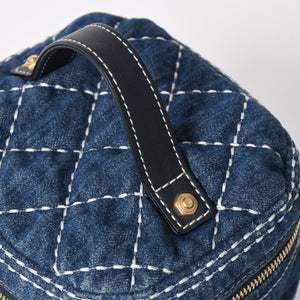 Very Good Condition CHANEL Vanity Chain Shoulder Bag AS1336 28th Series Coco Mark Denim Wild Stitch Gold Hardware Used 4b013565