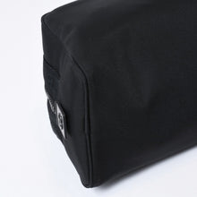 Load image into Gallery viewer, CHANEL シャネル スポーツライン ココマーク トラベルポーチ セカンドバッグ 7番台 ブラック ナイロンキャンバス レザー ブラック金具 美品 中古 4b013702