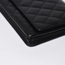 Load image into Gallery viewer, CHANEL シャネル カンボンライン ココマーク チェーンウォレット 16番台 ブラック ピンク ラムスキン シルバー金具 美品 中古 4b013613