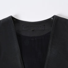 Load image into Gallery viewer, 極美品 CHROME HEARTS クロムハーツ 6BTN ZIP FRNT VEST ラージクロス レザーベスト サイズM ダガー クロスボール 中古 4b013777