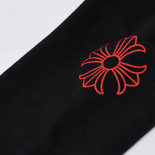 Load image into Gallery viewer, 新品同様 CHROME HEARTS クロムハーツ ジップアップ パーカー ブラック 新型 ラベルロゴ ブラック レッド ホワイト サイズ M 美品 中古 4b013756