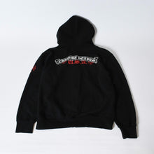 Load image into Gallery viewer, 新品同様 CHROME HEARTS クロムハーツ ジップアップ パーカー ブラック 新型 ラベルロゴ ブラック レッド ホワイト サイズ M 美品 中古 4b013756