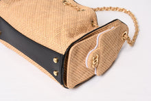 Load image into Gallery viewer, 新品同様 CHANEL シャネル 26SS CHANEL 25 ミニ ワンショルダーバッグ AS5631 ランダム番台 ココマーク ラフィア ベージュ 中古 4b013843