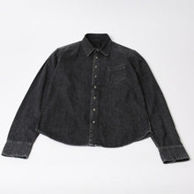 Load image into Gallery viewer, 極美品 CHROME HEARTS クロムハーツ LOOSEENDS ルーズエンド 長袖デニムシャツ サイズS CHクロスパッチ 2パッチ ブラック 中古 4b013906